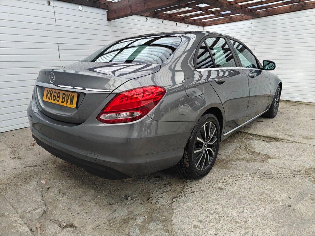 Used Mercedes-Benz C Class 2019 for sale - 77608403: Photo 10