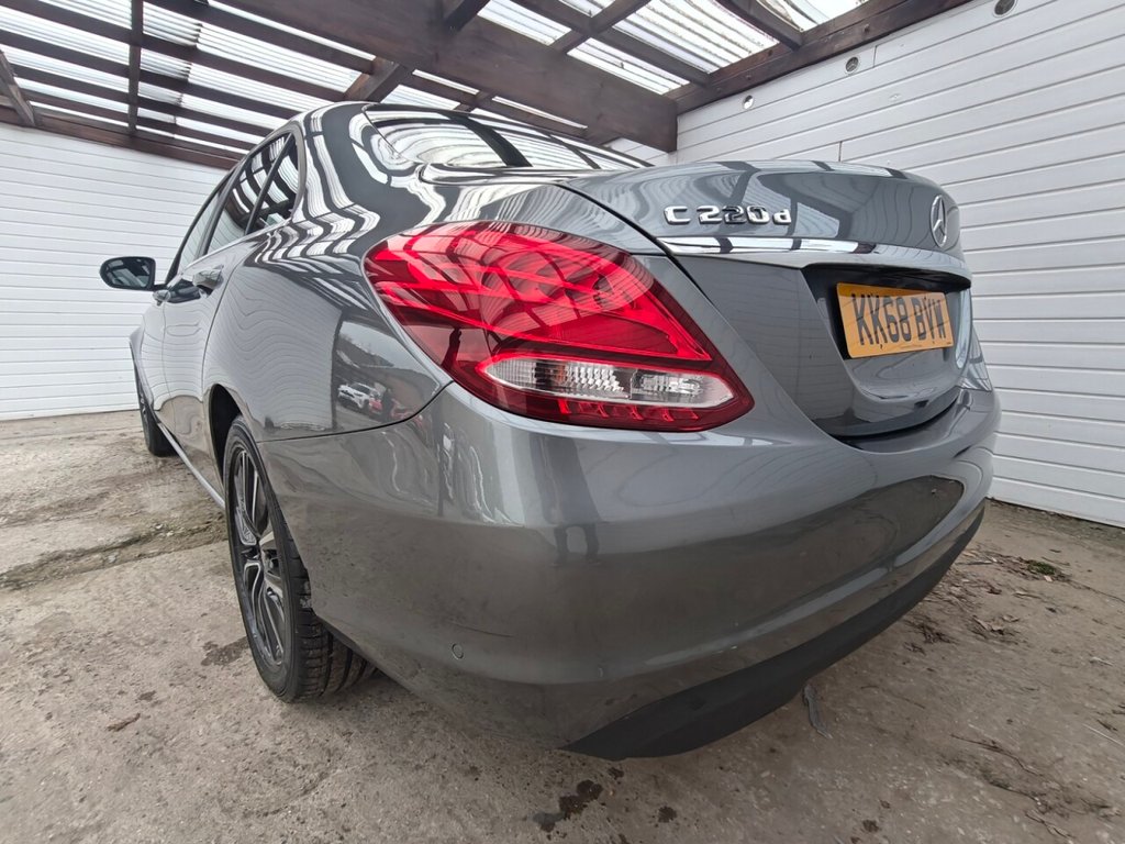 Used Mercedes-Benz C Class 2019 for sale - 77608403: Photo 29