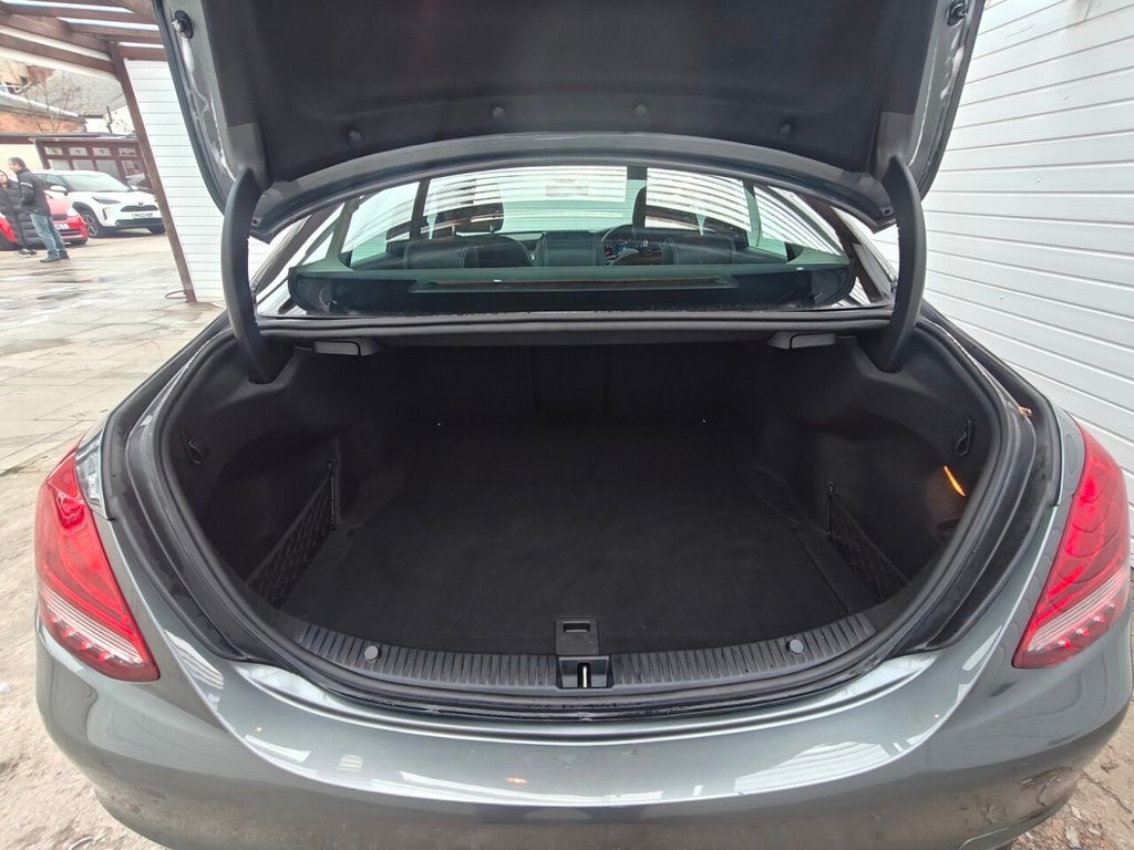 Used Mercedes-Benz C Class 2019 for sale - 77608403: Photo 40