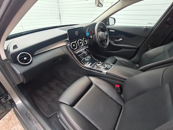 Used Mercedes-Benz C Class 2019 for sale - 77608403: Photo