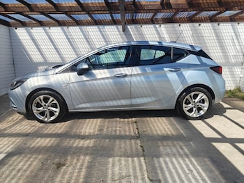 Used Vauxhall Astra 2017 for sale - 77747983: Photo