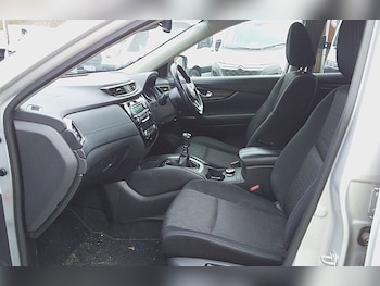 Used Nissan X-Trail 2018 for sale - 77765491: Photo