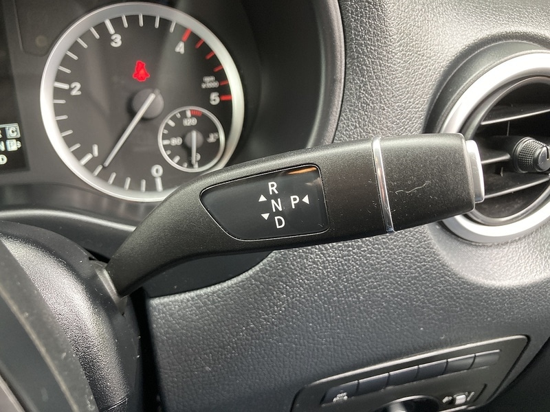 Used Mercedes-Benz Vito 2018 for sale - 76143735: Photo 8