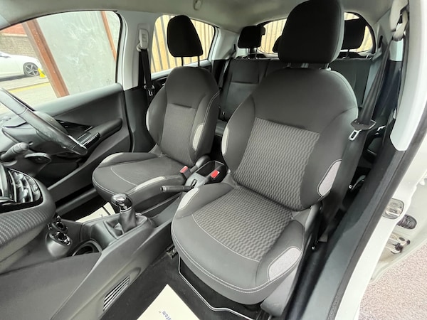 Used Peugeot 208 2016 for sale - 76298916: Photo 22