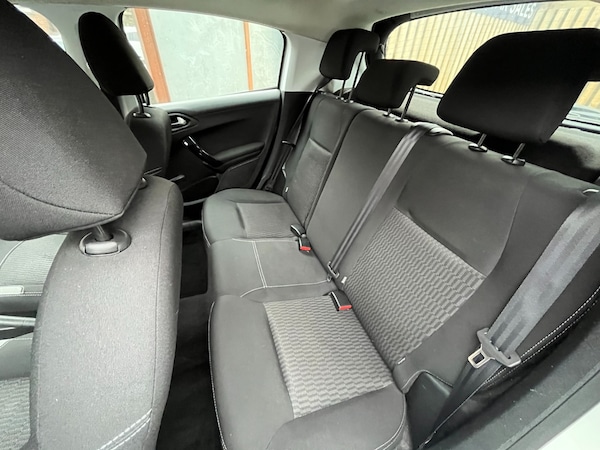 Used Peugeot 208 2016 for sale - 76298916: Photo 26