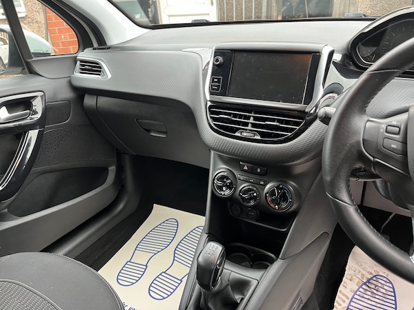Used Peugeot 208 2016 for sale - 76298916: Photo 34