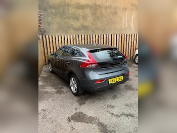 Used Volvo V40 2013 for sale - 75406024: Photo