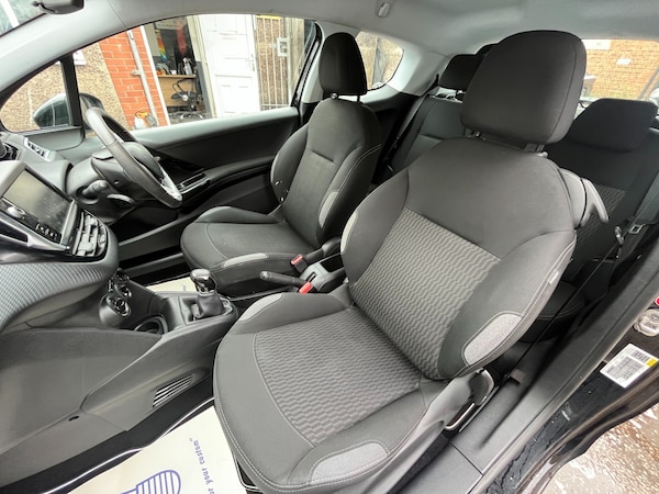 Used Peugeot 208 2016 for sale - 76298945: Photo 13