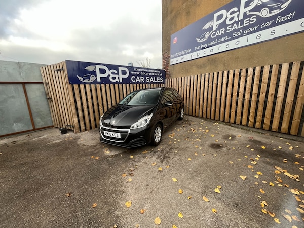Used Peugeot 208 2016 for sale - 76298945: Photo 1