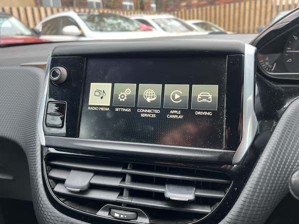 Used Peugeot 208 2016 for sale - 76298945: Photo 23