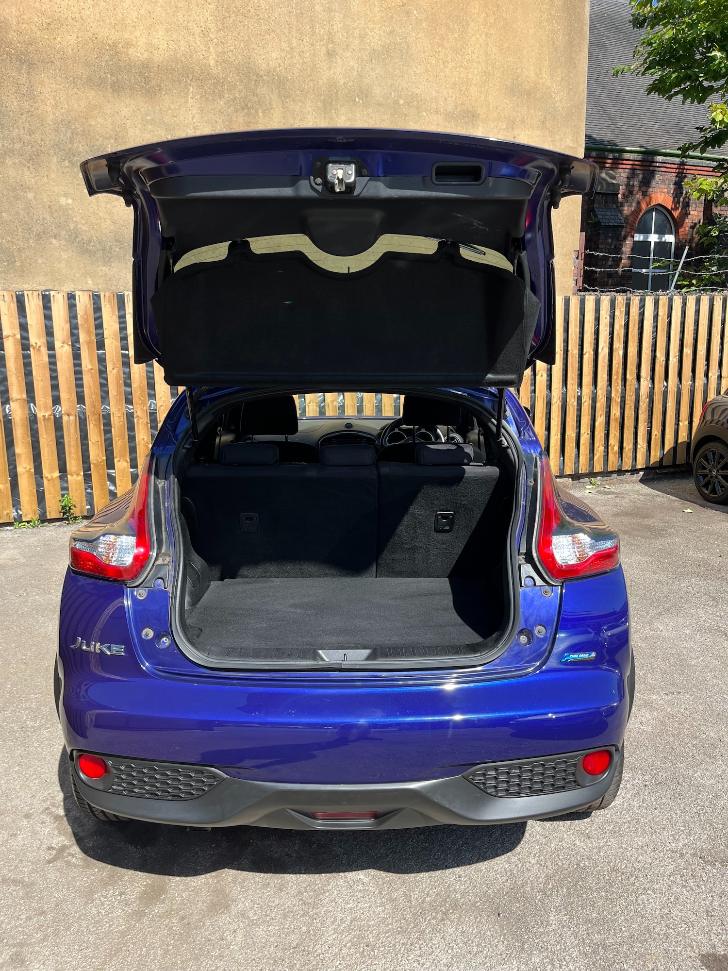 Vehicle 27