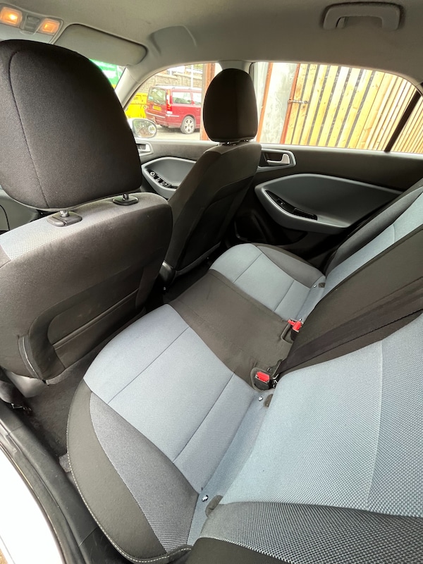 Used Hyundai i20 2016 for sale - 75381107: Photo 16
