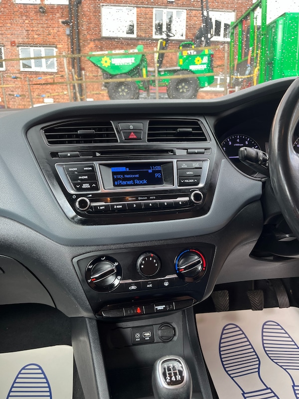 Used Hyundai i20 2016 for sale - 75381107: Photo 24