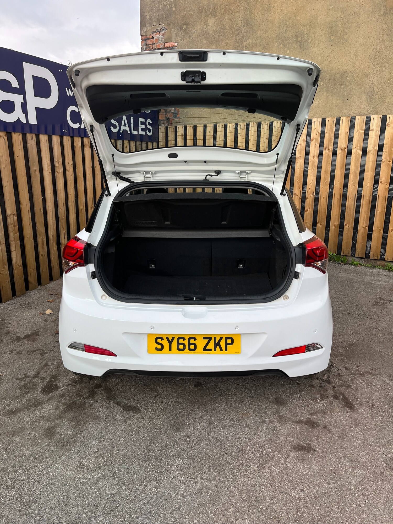 Vehicle 28