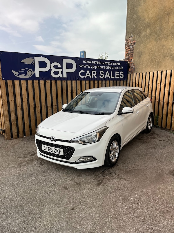 Used Hyundai i20 2016 for sale - 75381107: Photo 2