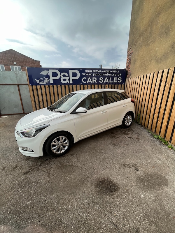 Used Hyundai i20 2016 for sale - 75381107: Photo 3