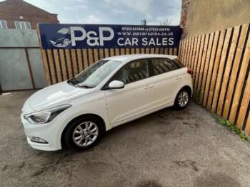 Used Hyundai i20 2016 for sale - 75381107: Photo
