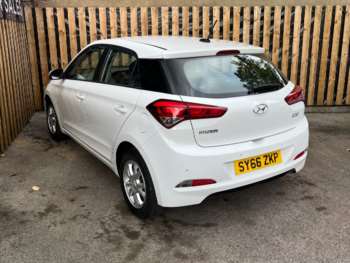 Used Hyundai i20 2016 for sale - 75381107: Photo