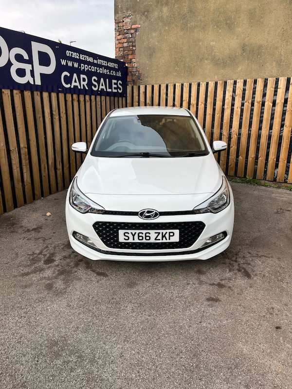 Used Hyundai i20 2016 for sale - 75381107: Photo 9