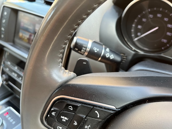 Used Jaguar XE 2015 for sale - 75581547: Photo 23