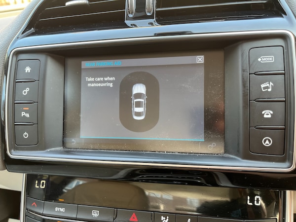Used Jaguar XE 2015 for sale - 75581547: Photo 30