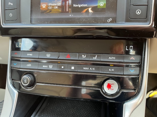 Used Jaguar XE 2015 for sale - 75581547: Photo 33