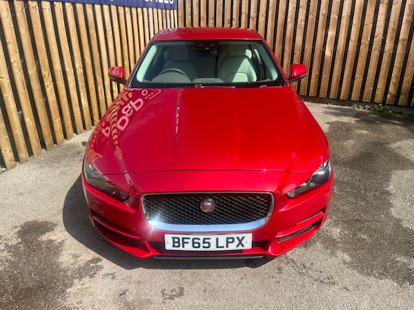 Used Jaguar XE 2015 for sale - 75581547: Photo 9