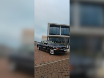BMW - 7 Series