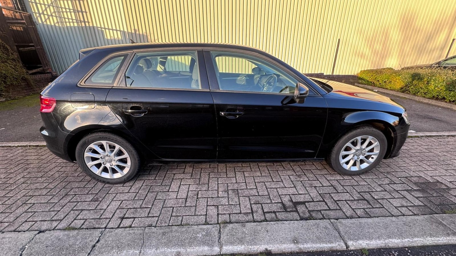 Used Audi A3 2015 for sale - 77012447: Photo 4