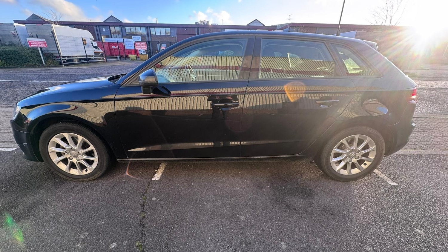 Used Audi A3 2015 for sale - 77012447: Photo 6