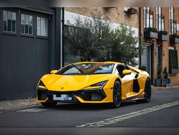 Used Lamborghini Revuelto 2024 for sale - 75899785: Photo
