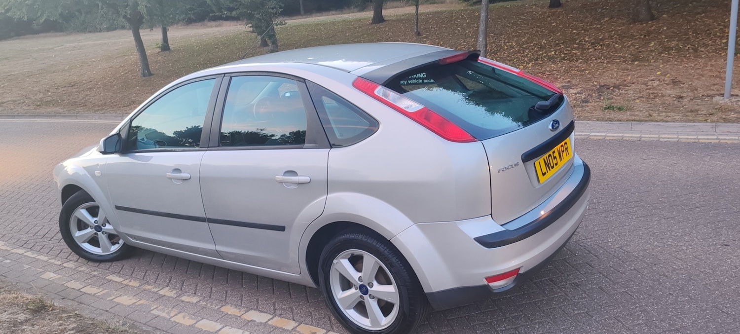 Used Ford Focus 2005 for sale - 75742310: Photo 6
