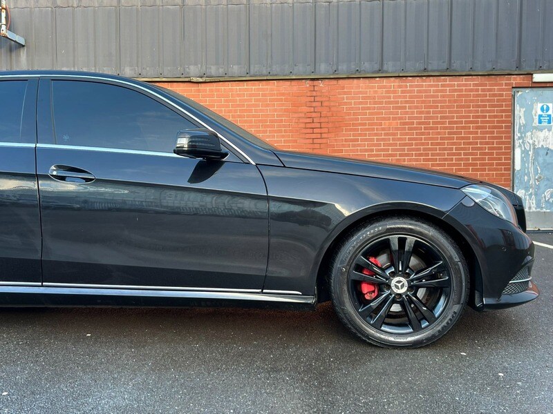 Used Mercedes-Benz E Class 2013 for sale - 77735289: Photo 17