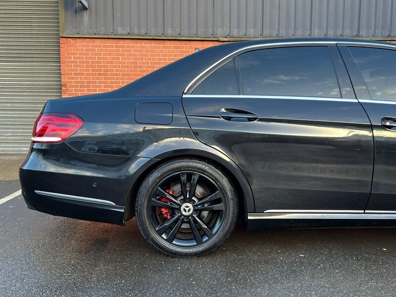 Used Mercedes-Benz E Class 2013 for sale - 77735289: Photo 19