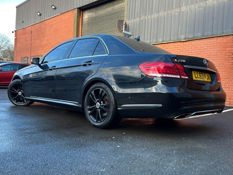 Used Mercedes-Benz E Class 2013 for sale - 77735289: Photo 27