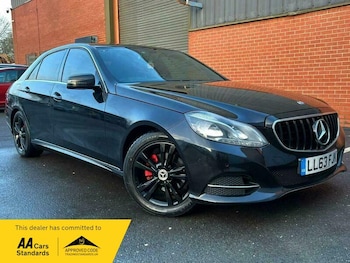 Used Mercedes-Benz E Class 2013 for sale - 77735289: Photo