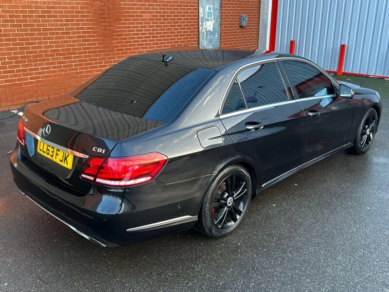 Used Mercedes-Benz E Class 2013 for sale - 77735289: Photo 31