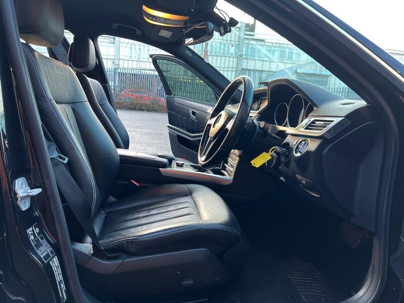 Used Mercedes-Benz E Class 2013 for sale - 77735289: Photo 46