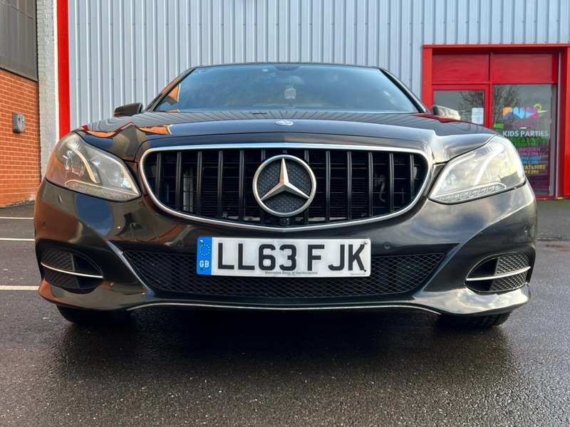 Used Mercedes-Benz E Class 2013 for sale - 77735289: Photo 5