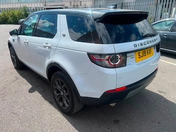 Used Land Rover Discovery Sport 2019 for sale - 79654744: Photo