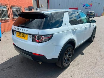 Used Land Rover Discovery Sport 2019 for sale - 79654744: Photo