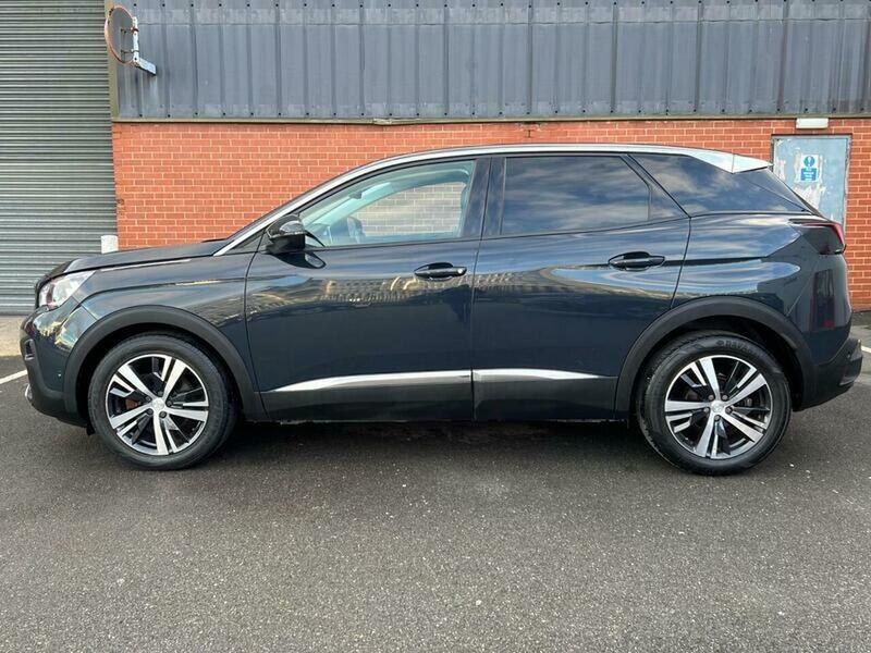 Used Peugeot 3008 2018 for sale - 77735373: Photo 11