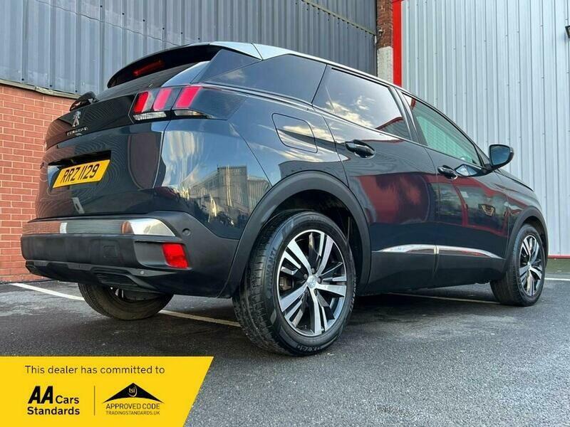 Used Peugeot 3008 2018 for sale - 77735373: Photo 3