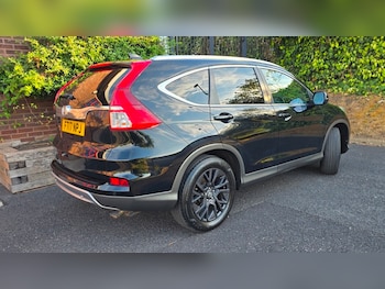Used Honda CR-V 2017 for sale - 79494678: Photo