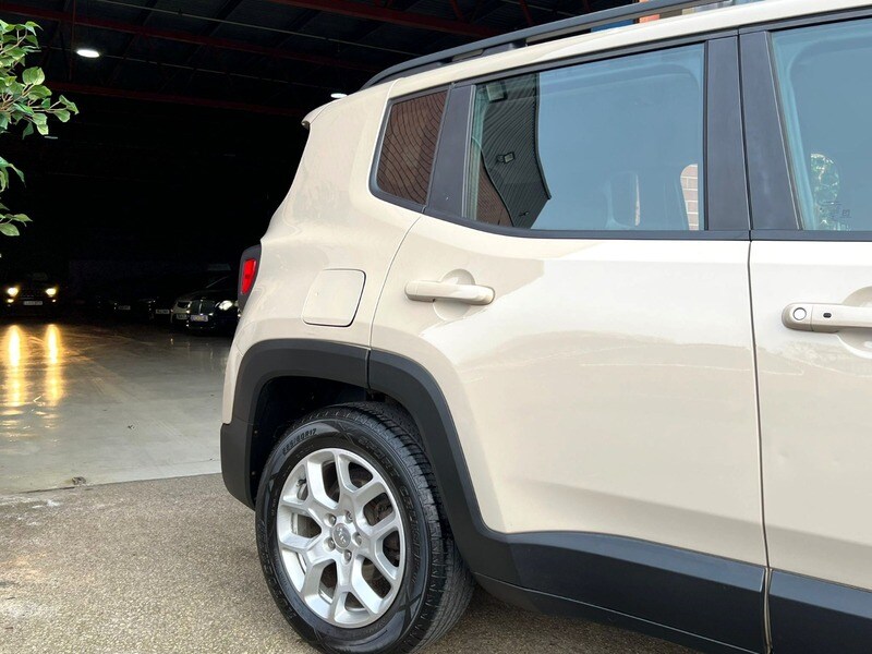 Used Jeep Renegade 2016 for sale - 77735303: Photo 8