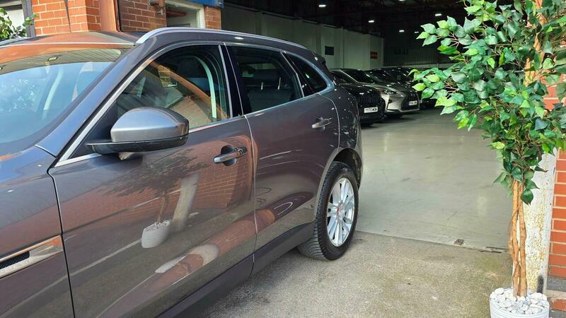 Used Jaguar F-Pace 2017 for sale - 77968085: Photo 12