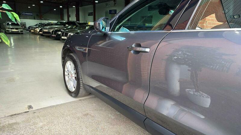 Used Jaguar F-Pace 2017 for sale - 77968085: Photo 14