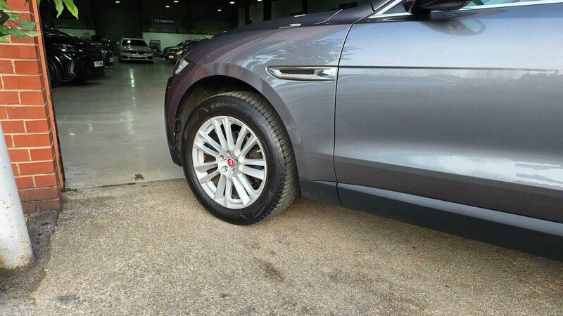 Used Jaguar F-Pace 2017 for sale - 77968085: Photo 15