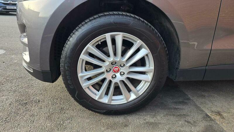 Used Jaguar F-Pace 2017 for sale - 77968085: Photo 36