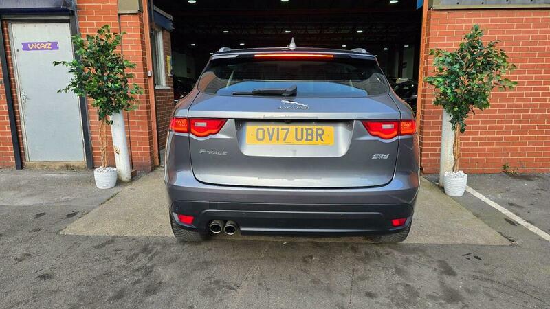Used Jaguar F-Pace 2017 for sale - 77968085: Photo 6